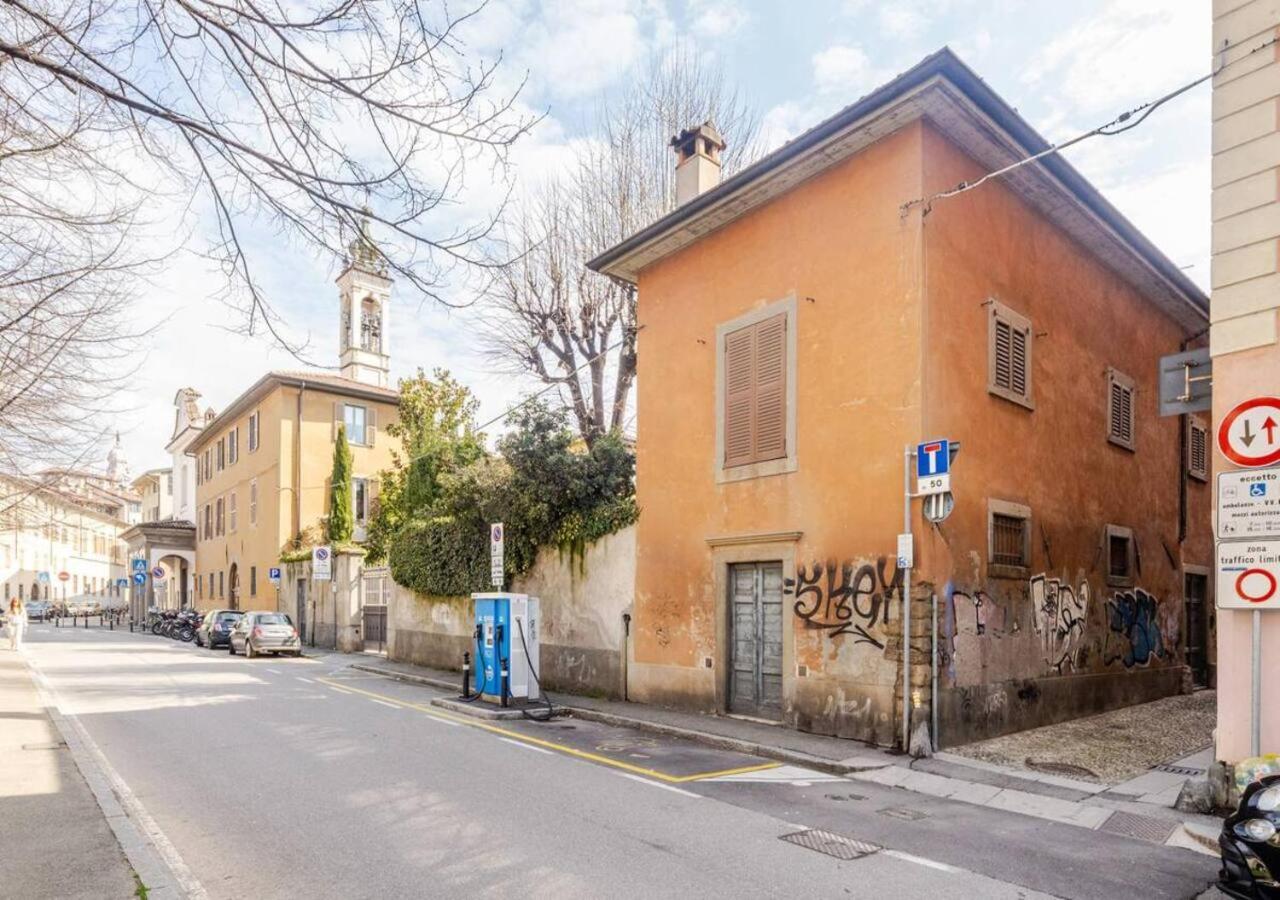 In Centro Bergamo Διαμέρισμα Εξωτερικό φωτογραφία